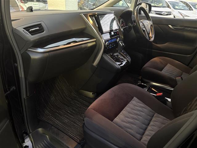 アルファード ２．５Ｓ　ワンオーナー　ディーラー点検記録Ｒ２：３：４：６年　モデリスタエアロ　社外１７インチアルミ　社外１８インチアルミ車載　純正ナビフルセグＴＶ　ＤＶＤ　ＢＴ　ＳＤ　バックカメラ　ドラレコ　ＥＴＣ２．０（28枚目）