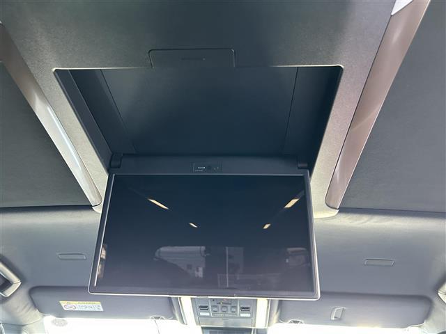 アルファード Ｚ　ワンオーナー　パノラマルーフ　モデリスタエアロ　ユニバーサルステップ　ＷＡＬＤ２１インチアルミ　純正アルミ車載　チームメイト　純正ナビＴＶ　有機ＥＬフリップダウンモニター　ＨＵＤ　デジタルインナミラー（6枚目）