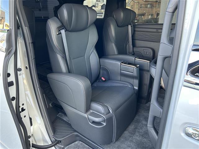 アルファード Ｚ　ワンオーナー　パノラマルーフ　モデリスタエアロ　ユニバーサルステップ　ＷＡＬＤ２１インチアルミ　純正アルミ車載　チームメイト　純正ナビＴＶ　有機ＥＬフリップダウンモニター　ＨＵＤ　デジタルインナミラー（28枚目）