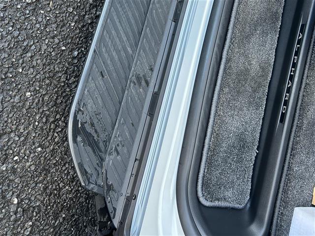 アルファード Ｚ　ワンオーナー　パノラマルーフ　モデリスタエアロ　ユニバーサルステップ　ＷＡＬＤ２１インチアルミ　純正アルミ車載　チームメイト　純正ナビＴＶ　有機ＥＬフリップダウンモニター　ＨＵＤ　デジタルインナミラー（39枚目）