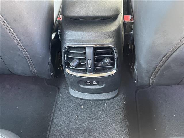 ＭＩＮＩ クーパーＳＤ　クラブマン　・整備記録簿（Ｒ５－Ｒ７）・純正ナビ（ＡＭ／ＦＭ／ＢＴ）・バックカメラ・純正ドライブレコーダー（前後）・ＥＴＣ２．０・ステアリングリモコン・インテリジェントセーフティ（5枚目）