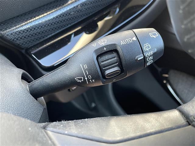 ＭＩＮＩ クーパーＳＤ　クラブマン　・整備記録簿（Ｒ５－Ｒ７）・純正ナビ（ＡＭ／ＦＭ／ＢＴ）・バックカメラ・純正ドライブレコーダー（前後）・ＥＴＣ２．０・ステアリングリモコン・インテリジェントセーフティ（37枚目）