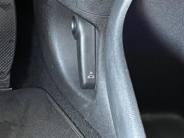 ＭＩＮＩ クーパーＳＤ　クラブマン　・整備記録簿（Ｒ５－Ｒ７）・純正ナビ（ＡＭ／ＦＭ／ＢＴ）・バックカメラ・純正ドライブレコーダー（前後）・ＥＴＣ２．０・ステアリングリモコン・インテリジェントセーフティ（38枚目）