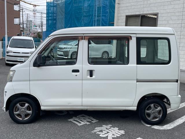 ピクシスバン スペシャル　ワンオーナー　ＡＭ／ＦＭラジオ　ドアバイザー　スライドドア　スペアキー×２　純正フロアマット　パワーステアリング　ＡＢＳ（3枚目）