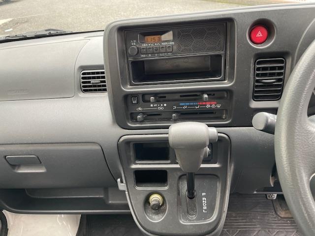 ピクシスバン スペシャル　ワンオーナー　ＡＭ／ＦＭラジオ　ドアバイザー　スライドドア　スペアキー×２　純正フロアマット　パワーステアリング　ＡＢＳ（17枚目）