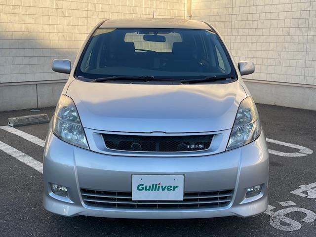 アイシス プラタナ　社外ナビ【ＤＴＶ／ＣＤ／ＤＶＤ／ＳＤ／ＳＤ　ＲＥＣ／ＢＴ】片側パワースライドドア　社外後部座席モニター　バックカメラ　ＥＴＣ　リモコンキー　スペアキー　純正フロアマット　社外グリル※純正グリル車載（4枚目）