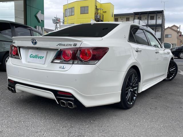 クラウンハイブリッド アスリートＳ　Ｊ－フロンティアリミテッド　フルエアロ　サンルーフ　トヨタセーフティーセンス　純正メモリナビ　ハーフレザーシート　前席パワーシート　前席シートヒーター　バックカメラ　クリアランスソナー　純正ドライブレコーダー　プッシュスタート（7枚目）