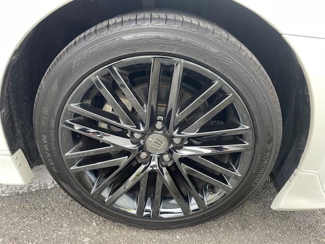 クラウンハイブリッド アスリートＳ　Ｊ－フロンティアリミテッド　フルエアロ　サンルーフ　トヨタセーフティーセンス　純正メモリナビ　ハーフレザーシート　前席パワーシート　前席シートヒーター　バックカメラ　クリアランスソナー　純正ドライブレコーダー　プッシュスタート（39枚目）