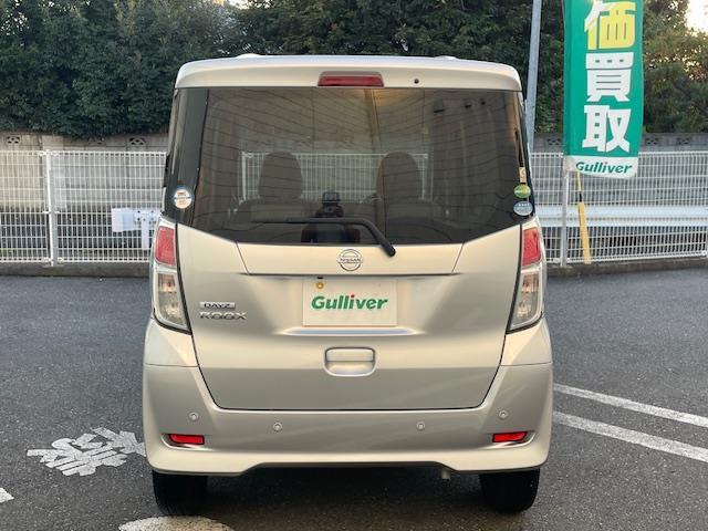 デイズルークス Ｓ　ワンオーナー　純正ナビ【ＤＴＶ／ＣＤ／ＤＶＤ／ＳＤ／ＳＤ　ＲＥＣ／ＢＴ／ＡＵＸ】　クリアランスソナー　バックカメラ　ドライブレコーダー　インテリジェントエマージェンシーブレーキ　アイドリングストップ（5枚目）