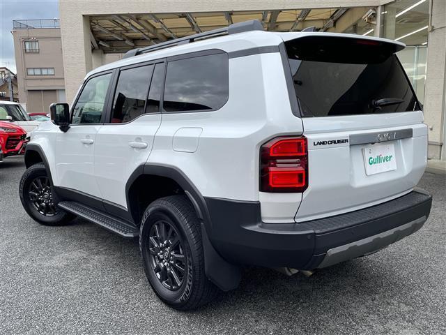 ランドクルーザー250 VX ワンオーナー SR 黒革シート デジタルインナーミラー 純正ナビ 全方位カメラ ETC2.0 トヨタセーフティセンス 純正18AW LEDライト 運転席パワーシート 前席シートヒーター エアシート(3枚目)