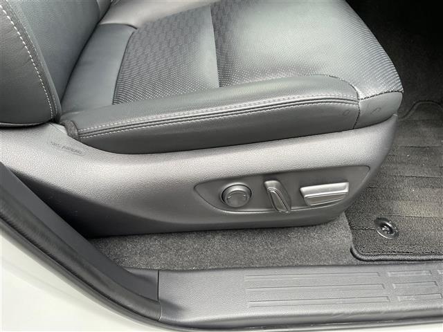 ランドクルーザー250 VX ワンオーナー SR 黒革シート デジタルインナーミラー 純正ナビ 全方位カメラ ETC2.0 トヨタセーフティセンス 純正18AW LEDライト 運転席パワーシート 前席シートヒーター エアシート(33枚目)