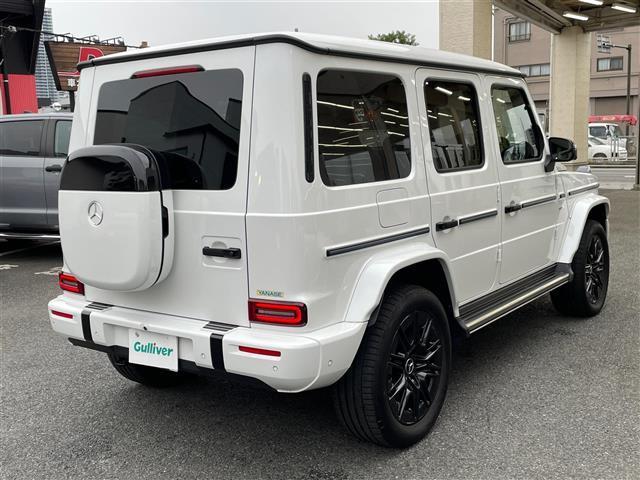 Ｇクラス Ｇ５８０　ウィズＥＱテクノロジーエディション１　ワンオーナー　サンルーフ　グレー／黒革シート　ブルメスター　カーボンインテリアパネル　　アダプティブダンピング　レーダーセーフティＰＫＧ　ワイヤレス充電　純正ナビ　全方位カメラ　ＡＭＧ２０ＡＷ　ＬＥＤ（18枚目）