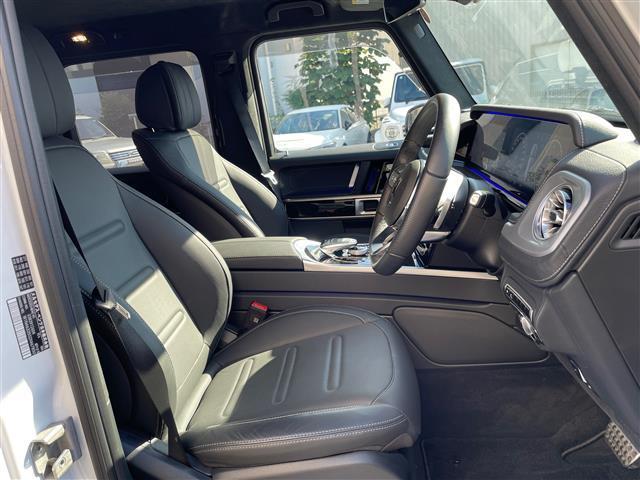 Gクラス G400d AMGライン ワンオーナー ラグジュアリーPKG アダプティブダンピング サンルーフ ブルメスターサウンド レーダーセーフティPKG 黒革シート 純正ナビ 360°カメラ ETC2.0 R6/7年ディーラー整備記録(12枚目)