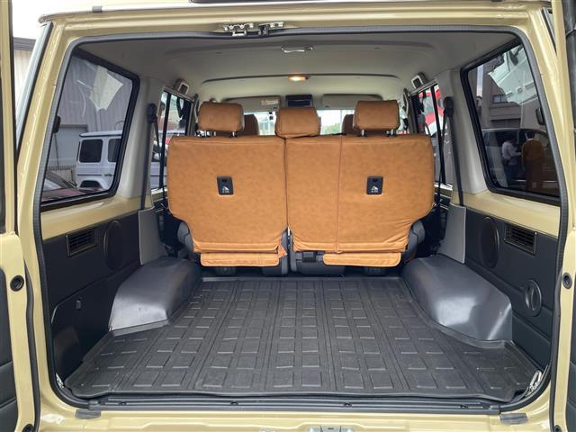 ランドクルーザー70 AX ワンオーナー 社外16インチAW LEDライト 革調シートカバー 社外ディスプレイオーディオ バックモニター ETC2.0 社外デジタルミラー 社外セキュリティ クルーズコントロール PCS LKA(20枚目)