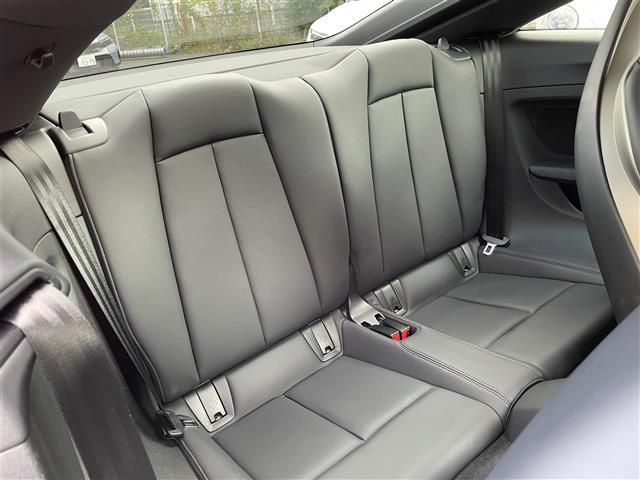 ＴＴＳクーペ メモリアルエディション　１００台限定車　黒革シート　ＢＡＮＧ＆ＯＬＵＦＳＥＮ　純正ナビ　バックモニター　ＥＴＣ２．０　純正２０ＡＷ　ＬＥＤライト　電動リヤスポイラー　クルーズコントロール　ＢＳＭ　Ｒ６／７年ディーラー整備（14枚目）