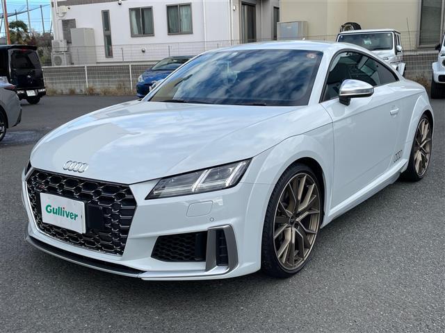 ＴＴＳクーペ メモリアルエディション　１００台限定車　黒革シート　ＢＡＮＧ＆ＯＬＵＦＳＥＮ　純正ナビ　バックモニター　ＥＴＣ２．０　純正２０ＡＷ　ＬＥＤライト　電動リヤスポイラー　クルーズコントロール　ＢＳＭ　Ｒ６／７年ディーラー整備（15枚目）