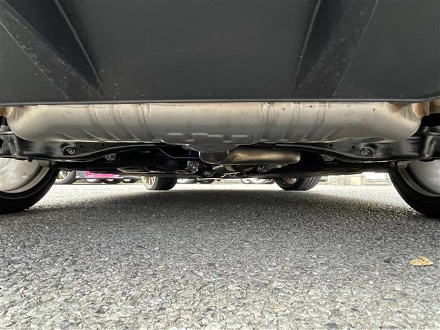 ＴＴＳクーペ メモリアルエディション　１００台限定車　黒革シート　ＢＡＮＧ＆ＯＬＵＦＳＥＮ　純正ナビ　バックモニター　ＥＴＣ２．０　純正２０ＡＷ　ＬＥＤライト　電動リヤスポイラー　クルーズコントロール　ＢＳＭ　Ｒ６／７年ディーラー整備（38枚目）