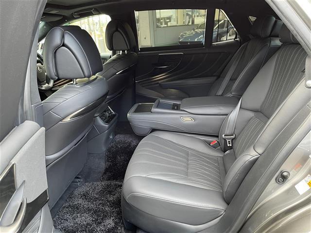 ＬＳ ＬＳ５００　バージョンＬ　サンルーフ　黒革シート　純正ナビ　全方位カメラ　ＥＴＣ２．０　デジタルインナーミラー　ＨＵＤ　前席マッサージ機能　純正２０インチＡＷ　純正エアサス　ＬＥＤライト　レクサスセーフティシステム＋（31枚目）