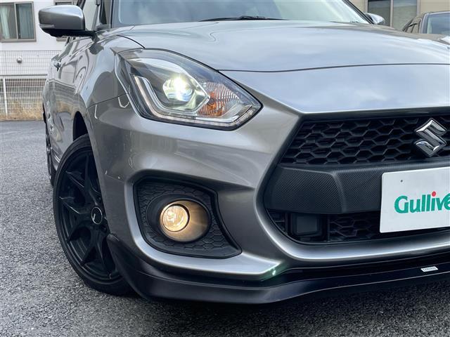 スイフトスポーツ ベースグレード　ワンオーナー　６ＭＴ　ＳＳＲ１７インチＡＷ　フジツボマフラー　ＧＲｅｄｄｙフロントスポイラー　ナビ　全方位カメラ　ＥＴＣ　スズキセーフティサポート　レーダークルーズ　ＰＣＳ　ＬＫＡ　ＢＳＭ（17枚目）