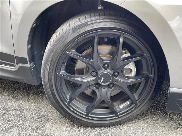 スイフトスポーツ ベースグレード　ワンオーナー　６ＭＴ　ＳＳＲ１７インチＡＷ　フジツボマフラー　ＧＲｅｄｄｙフロントスポイラー　ナビ　全方位カメラ　ＥＴＣ　スズキセーフティサポート　レーダークルーズ　ＰＣＳ　ＬＫＡ　ＢＳＭ（18枚目）