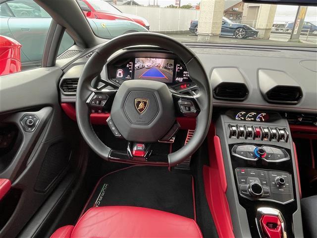 ウラカン ＬＰ５８０－２　色：ロッソマーズ　赤革シート　ハイグロスブラック２０インチＡＷ　スポーツエグゾーストシステム　フロントリフト　マグネティックサス　ＬＤＳ　ガラスエンジンフード　カーボンエンジンベイ（2枚目）