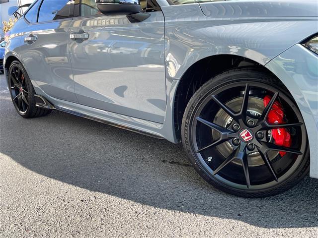 シビック タイプR 純正ナビ バックカメラ ビルトインETC2.0 ホンダセンシング レーダークルーズ 衝突軽減ブレーキ LKA BSM 純正19インチAW ブレンボブレーキ LEDライト スマートキー(34枚目)