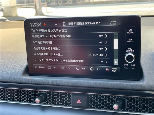 シビック タイプＲ　純正ナビ　バックカメラ　ビルトインＥＴＣ２．０　ホンダセンシング　レーダークルーズ　衝突軽減ブレーキ　ＬＫＡ　ＢＳＭ　純正１９インチＡＷ　ブレンボブレーキ　ＬＥＤライト　スマートキー（8枚目）