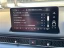 シビック タイプＲ　純正ナビ　バックカメラ　ビルトインＥＴＣ２．０　ホンダセンシング　レーダークルーズ　衝突軽減ブレーキ　ＬＫＡ　ＢＳＭ　純正１９インチＡＷ　ブレンボブレーキ　ＬＥＤライト　スマートキー（8枚目）