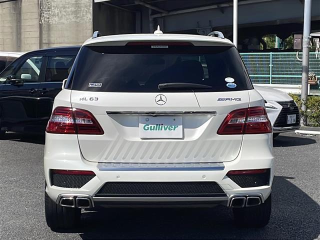 Mクラス ML63 AMG 純正ナビ プレミアムサウンドHarmanKardon パノラマミックススライディングルーフ エアサス パワーバックドア バックカメラ&サイドカメラクルーズコントロール パワーシート シートヒーター(30枚目)