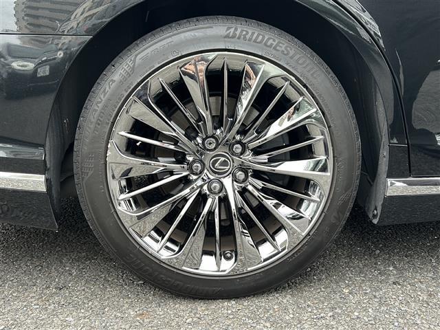 LS LS500h Iパッケージ ワンオーナー 純正ナビ フルセグ 全方位カメラ レザーシート シートヒーター シートベンチレーター ステアリングヒーター アダプティブクルーズコントロール レーンキープ オートマチックハイビーム(33枚目)