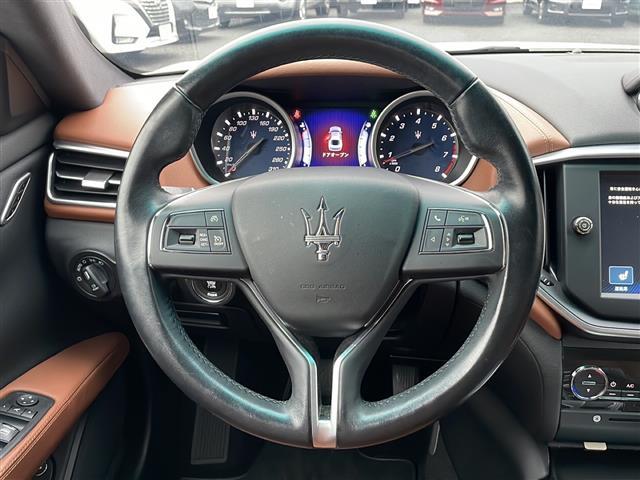 ギブリ ベースグレード(2枚目)