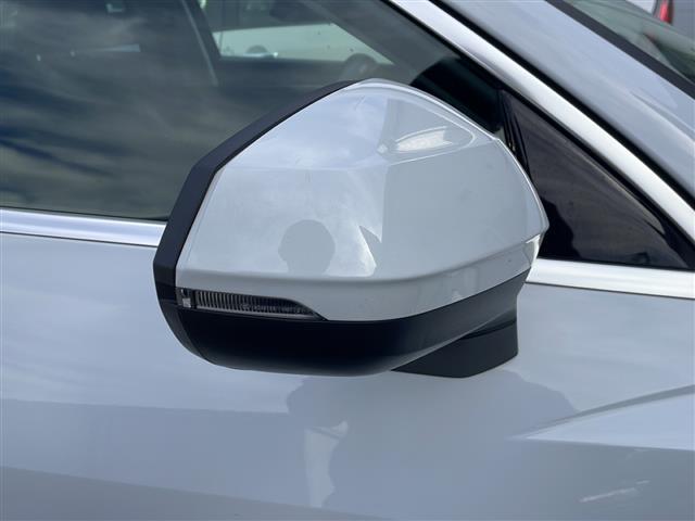 Q3スポーツバック 35TFSI 純正ナビ/バックカメラ/全方位カメラ/前後ドライブレコーダー/前後コーナーセンサー/パワーシート/パドルシフト/置くだけスマホ充電/パワーバックドア(36枚目)