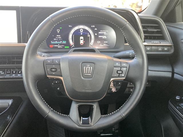 クラウンスポーツ Z ワンオーナー/全方位カメラ/パノラマルーフ/モデリスタエアロ/フルセグTV/レザーシート/エアーシート/ベンチレーション/パワーバックドア/置くだけ充電/ETC2.0/PCS/BSM/LCC(7枚目)