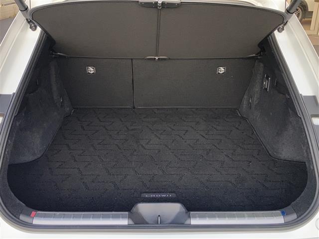 クラウンスポーツ Z ワンオーナー/全方位カメラ/パノラマルーフ/モデリスタエアロ/フルセグTV/レザーシート/エアーシート/ベンチレーション/パワーバックドア/置くだけ充電/ETC2.0/PCS/BSM/LCC(31枚目)