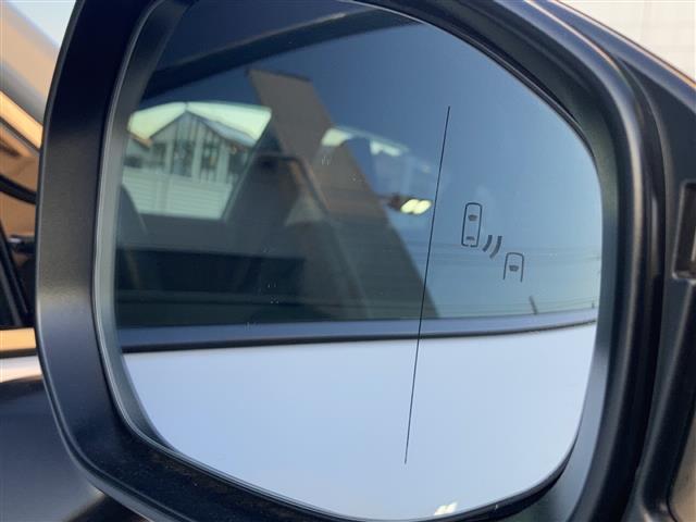 クラウンスポーツ Z ワンオーナー/全方位カメラ/パノラマルーフ/モデリスタエアロ/フルセグTV/レザーシート/エアーシート/ベンチレーション/パワーバックドア/置くだけ充電/ETC2.0/PCS/BSM/LCC(33枚目)