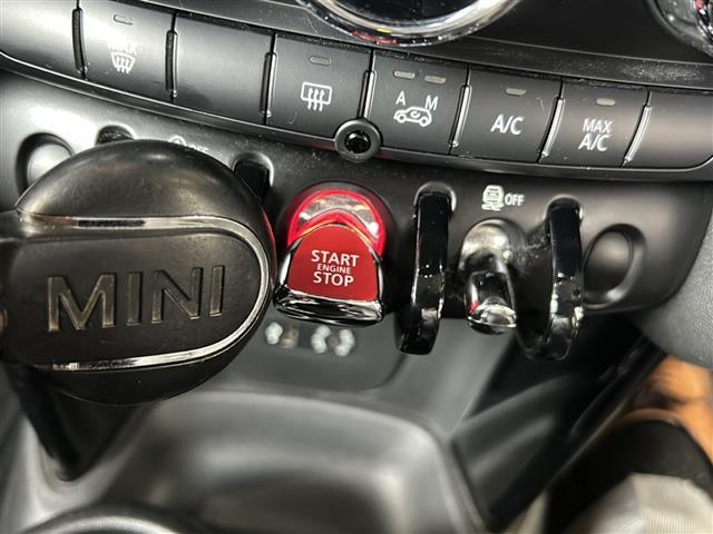 ＭＩＮＩ クーパーＳ　純正ナビＡＭ／ＦＭＢＴスマートキープッシュスタート（5枚目）