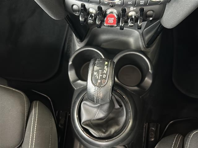 ＭＩＮＩ クーパーＳ　純正ナビＡＭ／ＦＭＢＴスマートキープッシュスタート（7枚目）