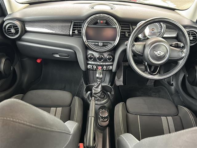 ＭＩＮＩ クーパーＳ　純正ナビＡＭ／ＦＭＢＴスマートキープッシュスタート（16枚目）