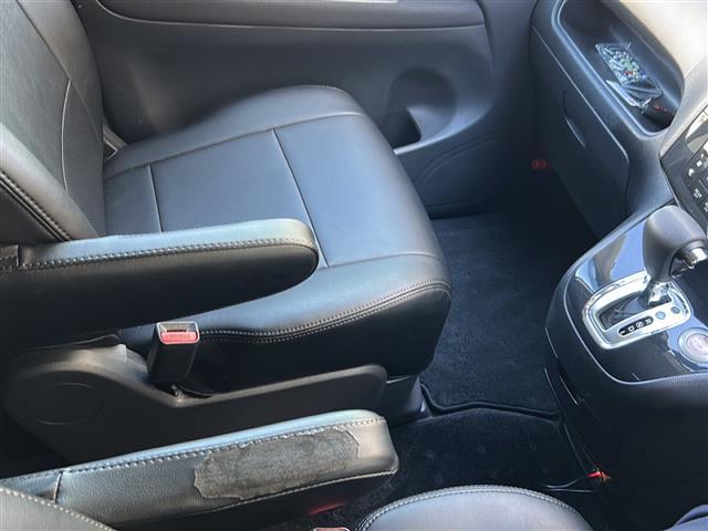 セレナ ハイウェイスター　Ｓ－ハイブリッド　Ｖセレクション　ワンオーナー純正ナビＴＶ後席用モニターバックカメラＥＴＣ両側電動スライドドア（18枚目）