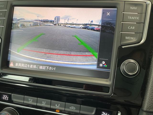ゴルフ ＴＳＩハイラインブルーモーションテクノロジー　Ｄｉｓｃｏｖｅｒ　ｐｒｏ（純正ＨＤＤナビ）Ｂｌｕｅｔｏｏｔｈ／ＣＤ／ＤＶＤ／ＡＭ／ＦＭ／ワンセグＴＶ　ＡＣＣ　ＬＫＡ　リヤビューカメラ　純正キセノンヘッドライト　純正１７インチＡＷ　ビルドインＥＴＣ（7枚目）