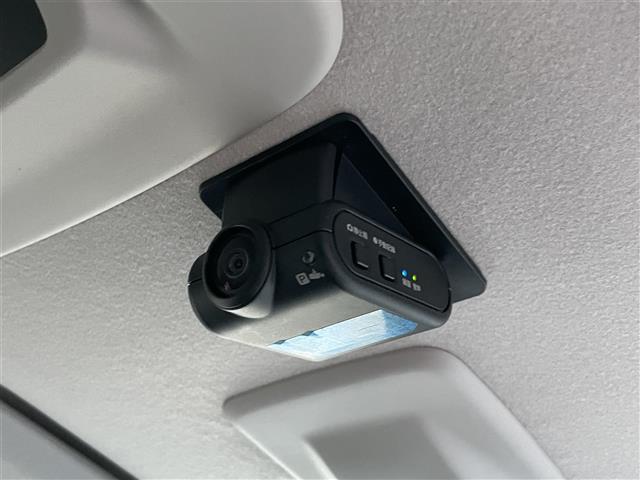 デリカミニ Ｔ　プレミアム　禁煙　９型ナビ　全方位　両側自動　自動追従　スマキー　ＥＴＣ（27枚目）