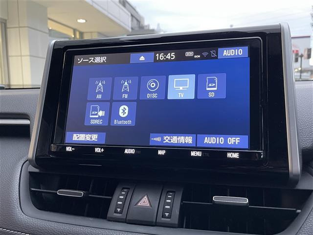 ＲＡＶ４ ハイブリッドＧ　禁煙　フルモデリスタエアロ　純正９型ナビ　ブラインドスポットモニター　パワーバックドア　ドライブレコーダー前後ステアリングヒータ―　純正１９インチアルミ　合皮シート　前席シートヒーター（4枚目）