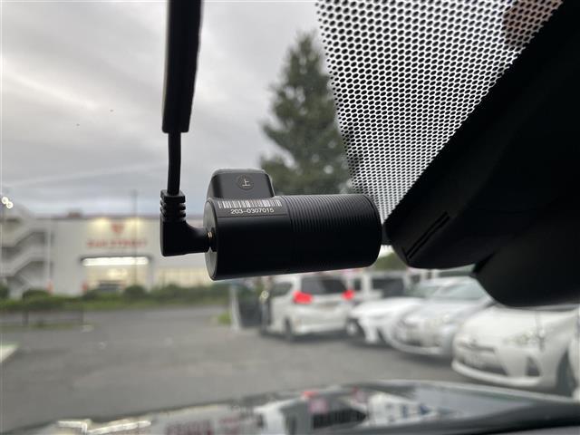 ＲＡＶ４ ハイブリッドＧ　禁煙　フルモデリスタエアロ　純正９型ナビ　ブラインドスポットモニター　パワーバックドア　ドライブレコーダー前後ステアリングヒータ―　純正１９インチアルミ　合皮シート　前席シートヒーター（26枚目）