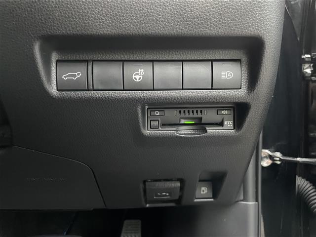 ＲＡＶ４ ハイブリッドＧ　禁煙　フルモデリスタエアロ　純正９型ナビ　ブラインドスポットモニター　パワーバックドア　ドライブレコーダー前後ステアリングヒータ―　純正１９インチアルミ　合皮シート　前席シートヒーター（29枚目）