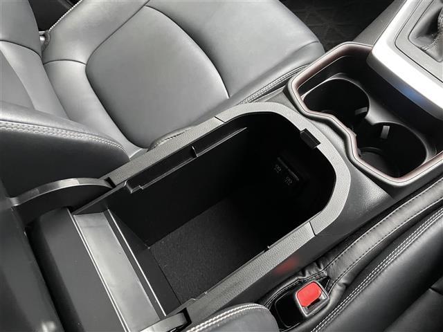 ＲＡＶ４ ハイブリッドＧ　禁煙　フルモデリスタエアロ　純正９型ナビ　ブラインドスポットモニター　パワーバックドア　ドライブレコーダー前後ステアリングヒータ―　純正１９インチアルミ　合皮シート　前席シートヒーター（37枚目）