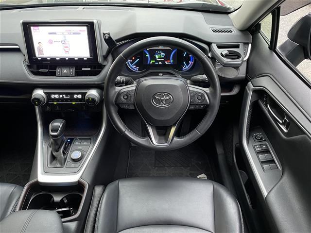 ＲＡＶ４ ハイブリッドＧ　禁煙　フルモデリスタエアロ　純正９型ナビ　ブラインドスポットモニター　パワーバックドア　ドライブレコーダー前後ステアリングヒータ―　純正１９インチアルミ　合皮シート　前席シートヒーター（42枚目）
