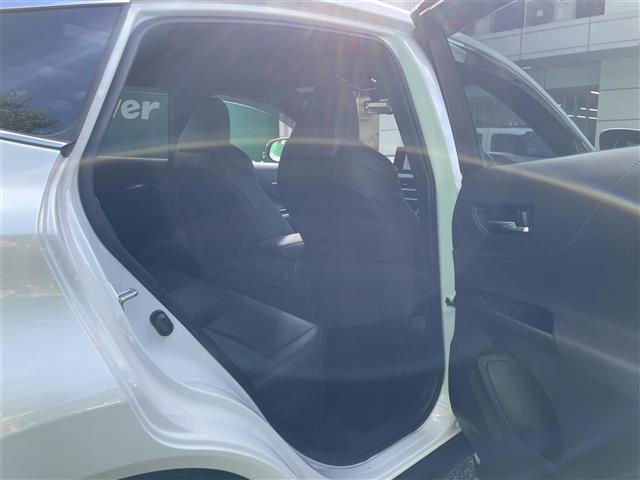 ハリアーハイブリッド G 禁煙 1オナ 8型ナビ 黒半革 衝突軽減 スマキー スマキー ETC(9枚目)