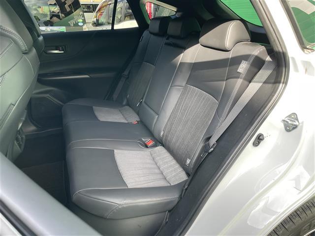 ハリアーハイブリッド G 禁煙 1オナ 8型ナビ 黒半革 衝突軽減 スマキー スマキー ETC(14枚目)