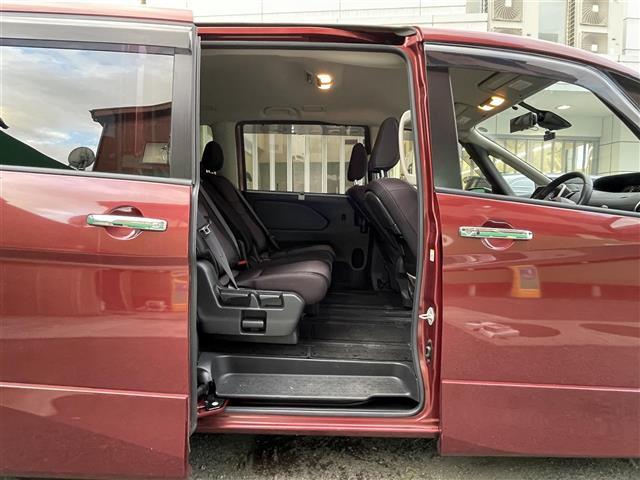 セレナ ハイウェイスター プロパイロットエディション プロパイロット 禁煙 ナビ 両側自動 自動追従(7枚目)