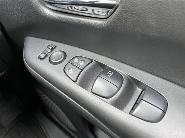 セレナ ハイウェイスター プロパイロットエディション プロパイロット 禁煙 ナビ 両側自動 自動追従(30枚目)